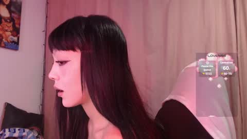 Snapshot of ren_yamashiro chatting on February 23, 3:35 am ren_yamashiro online show from February 23, 3:35 am