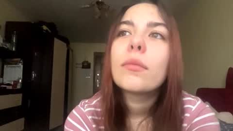 Lily online show from February 3, 6:22 am