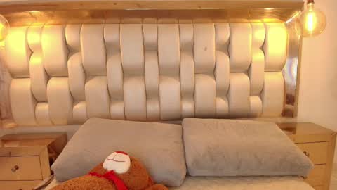 S T A C Y online show from October 2, 1:07 pm