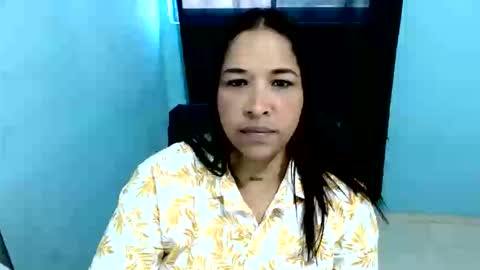 Snapshot of renatagrimaldi chatting on June 6, 4:01 pm Renata online show from June 6, 4:01 pm