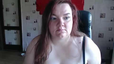 Snapshot of renataoia chatting on September 10, 9:53 am renataoia online show from September 10, 9:53 am