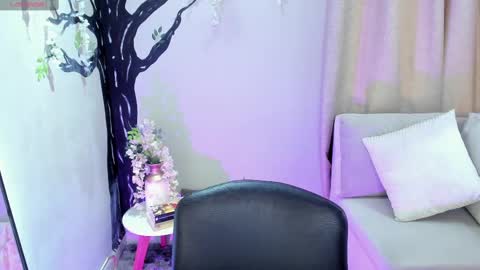      online show from September 18, 11:56 am