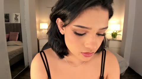 Renee Shelby online show from February 26, 7:49 pm