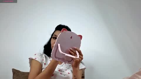 Rena online show from May 6, 3:13 am