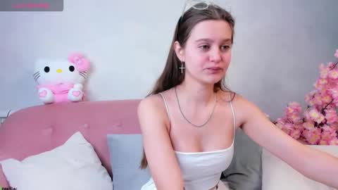 Renesmy online show from November 24, 12:32 am