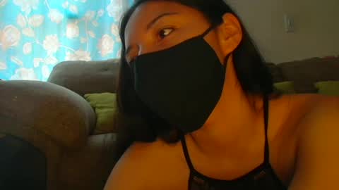 Snapshot of reni_tendress chatting on September 9, 4:17 pm reni_tendress online show from September 9, 4:17 pm