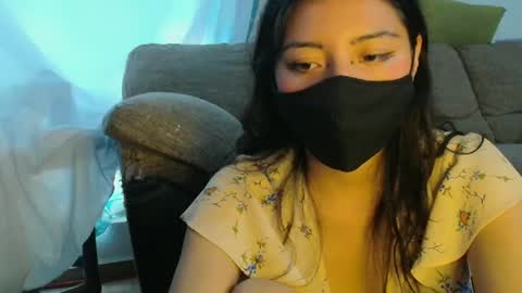 Snapshot of reni_tendress chatting on October 8, 6:27 pm reni_tendress online show from October 8, 6:27 pm