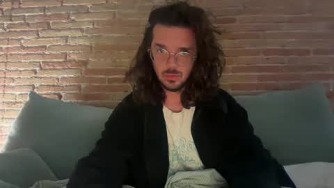 Snapshot of renzo_899 chatting on April 3, 2:09 am Renzo online show from April 3, 2:09 am