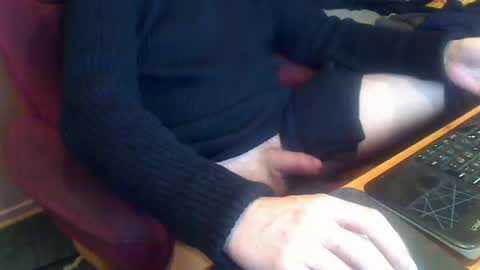 Snapshot of reodorfelgen chatting on November 2, 7:22 am Reodor online show from November 2, 7:22 am