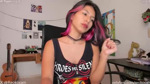 Snapshot of reoko_ chatting on March 3, 9:21 pm Reoko online show from March 3, 9:21 pm