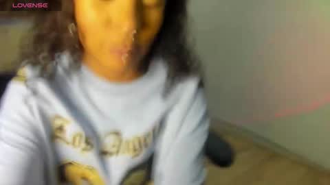 Snapshot of reshii_hevss chatting on March 23, 6:23 pm Reshi online show from March 23, 6:23 pm