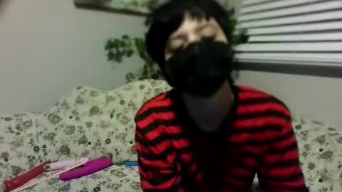 Snapshot of restlesstw1nk chatting on October 19, 8:04 am angel 3 online show from October 19, 8:04 am