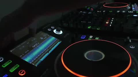 Snapshot of reticuli chatting on September 18, 10:45 pm GearPorn online show from September 18, 10:45 pm