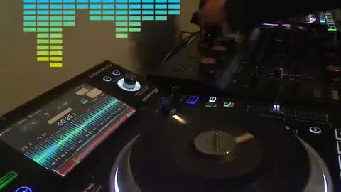 GearPorn online show from November 24, 9:36 pm