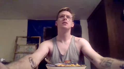 Snapshot of revco chatting on December 29, 8:04 pm MeatBeatManifesto online show from December 29, 8:04 pm