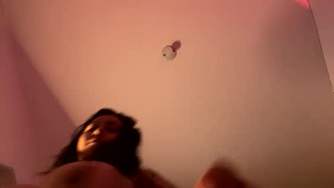 Rexa y blade  online show from October 29, 4:37 am