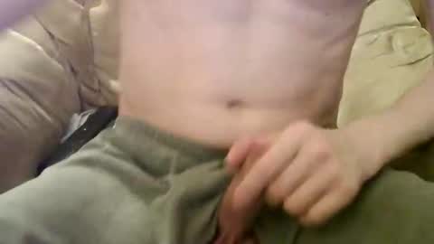 Snapshot of rexxarr chatting on March 6, 2:09 am Mark online show from March 6, 2:09 am