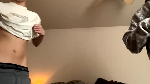 Snapshot of rexzaneraw chatting on March 30, 2:51 pm Rex and zane online show from March 30, 2:51 pm