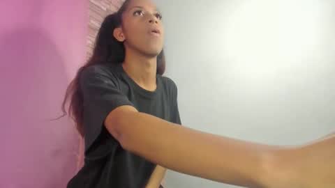 Snapshot of rey_bbc chatting on April 17, 11:24 am rey_bbc online show from April 17, 11:24 am