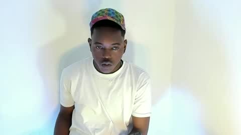 rey_bbc online show from June 22, 4:26 pm