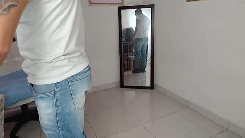 reymasterhot online show from March 27, 5:34 pm