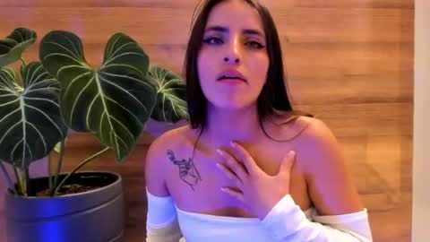 reyasimos online show from July 25, 12:20 am
