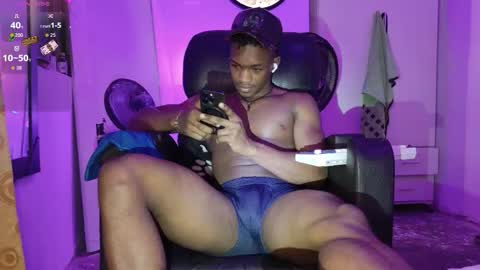 ReyKen online show from March 9, 11:42 pm