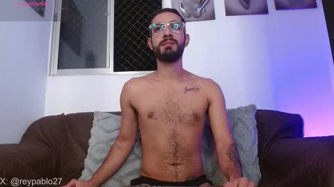 REY PABLO Independent online show from December 15, 1:43 am