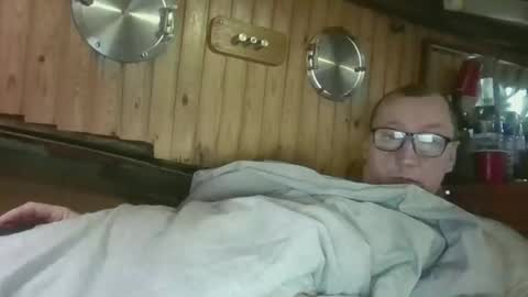 Snapshot of rezznova chatting on February 28, 9:32 am Joe online show from February 28, 9:32 am