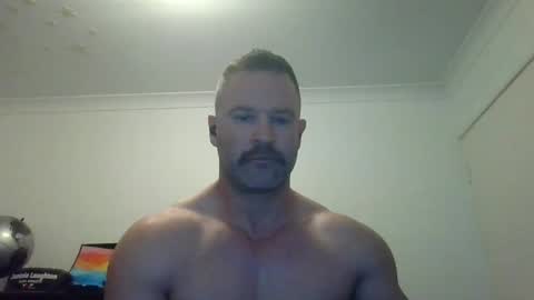 Snapshot of rg1771 chatting on December 10, 1:33 pm rg1771 online show from December 10, 1:33 pm