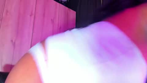 ROBERTA online show from April 30, 1:23 am