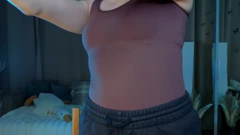 Snapshot of rhebageigel chatting on March 12, 6:25 pm Nanami online show from March 12, 6:25 pm