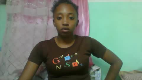 rhesa404090 online show from February 22, 5:22 pm