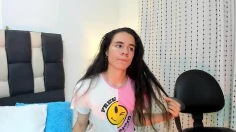 Snapshot of rhiannacoral chatting on February 16, 1:47 am rhiannacoral online show from February 16, 1:47 am