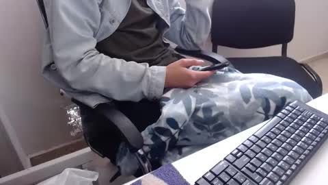 Snapshot of rhiannacoral chatting on March 9, 1:59 pm rhiannacoral online show from March 9, 1:59 pm