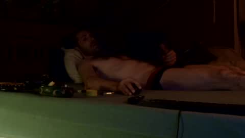 Snapshot of rhumgom40 chatting on December 2, 12:41 am rhumgom40 online show from December 2, 12:41 am