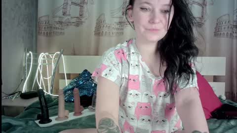 Snapshot of ria_32 chatting on January 18, 2:25 am ria_32 online show from January 18, 2:25 am