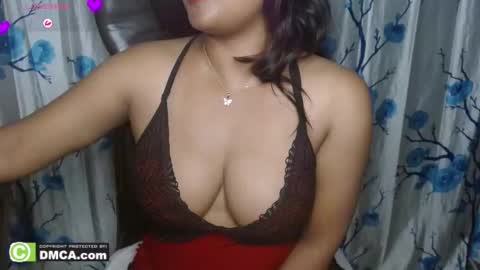 Riya online show from April 20, 3:04 pm