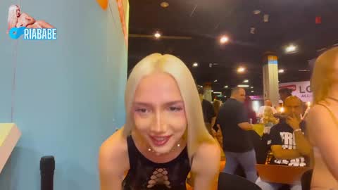 Snapshot of riababe chatting on April 10, 10:36 pm ria online show from April 10, 10:36 pm