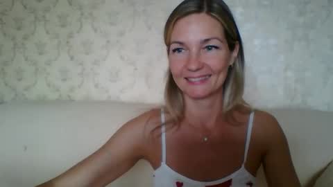Snapshot of rialur09 chatting on September 14, 9:41 am Galina online show from September 14, 9:41 am