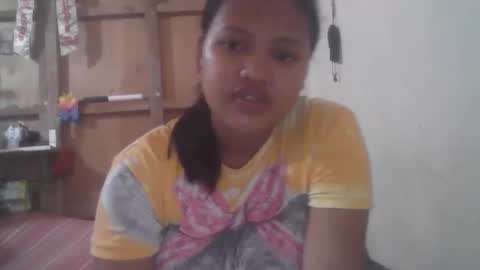 Snapshot of rica2001 chatting on January 12, 11:21 pm rica2001 online show from January 12, 11:21 pm