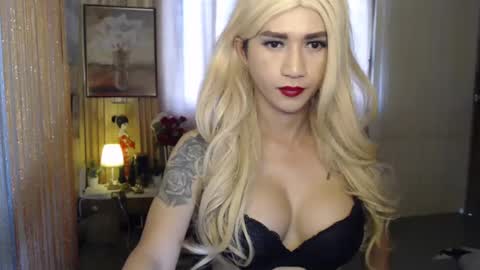 Snapshot of ricahot_babe chatting on March 12, 4:41 am ricah coronel online show from March 12, 4:41 am