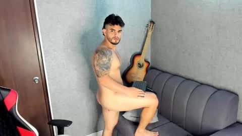 Snapshot of ricardogonzalez666 chatting on October 15, 6:30 pm ricardogonzalez666 online show from October 15, 6:30 pm