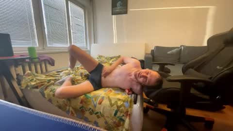 Snapshot of ricciardio chatting on October 30, 6:04 am ricciardio online show from October 30, 6:04 am