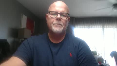 Snapshot of rich32937 chatting on March 2, 4:10 pm rich32937 online show from March 2, 4:10 pm