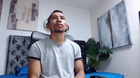 richar_voller online show from December 11, 11:19 am