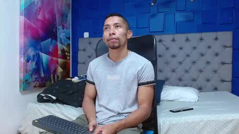 richar_voller online show from December 13, 11:23 am