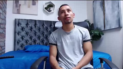 richar_voller online show from December 15, 12:28 pm