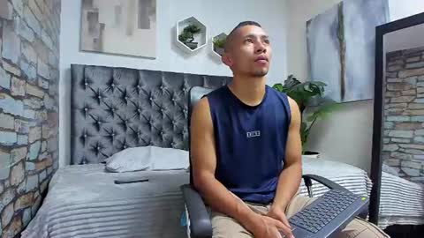 richar_voller online show from July 4, 11:27 am