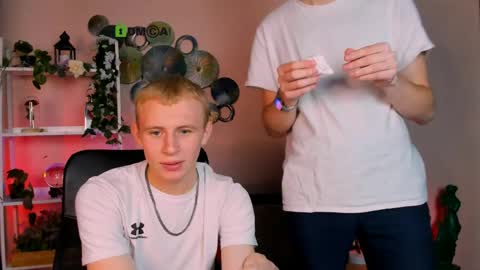 Snapshot of richard_kody chatting on April 5, 9:17 am Rick online show from April 5, 9:17 am